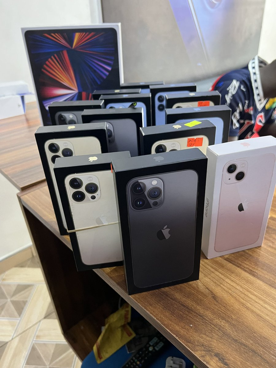 AppleArenaGh's tweet photo. IPHONE 13 PRO , 13 PRO MAX , 128GIG/256GIG FACTORY UNLOCKED AVAILABLE 

📞 0545100556 https://t.co/nwlxB7yjjs