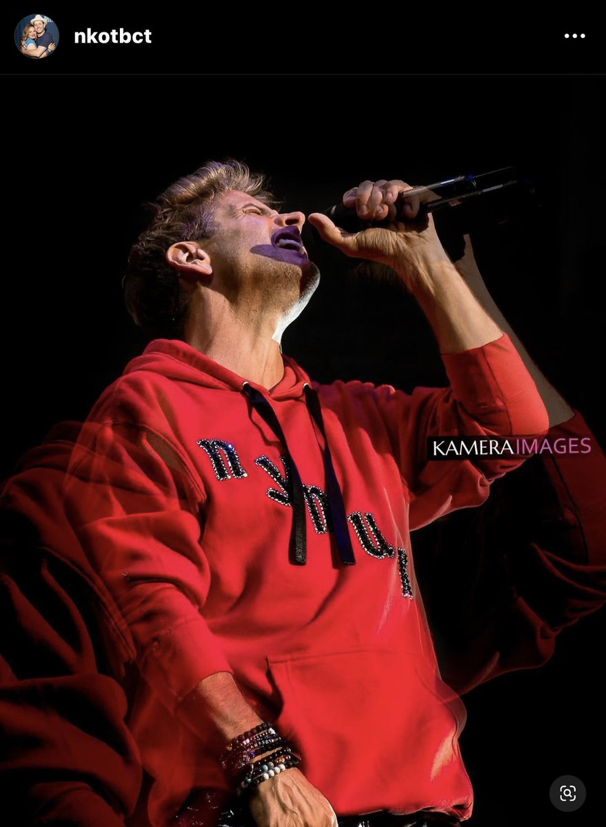 JoeMacMadness's tweet image. Okay but red really IS @joeymcintyre’s color 🔥