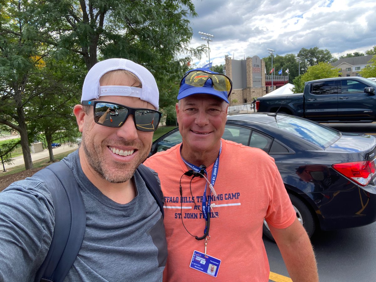 My guy Steve let me back in for practice today thankfully. Thanks for doing a great job!! Looking forward to Saturday! #BillsMafia