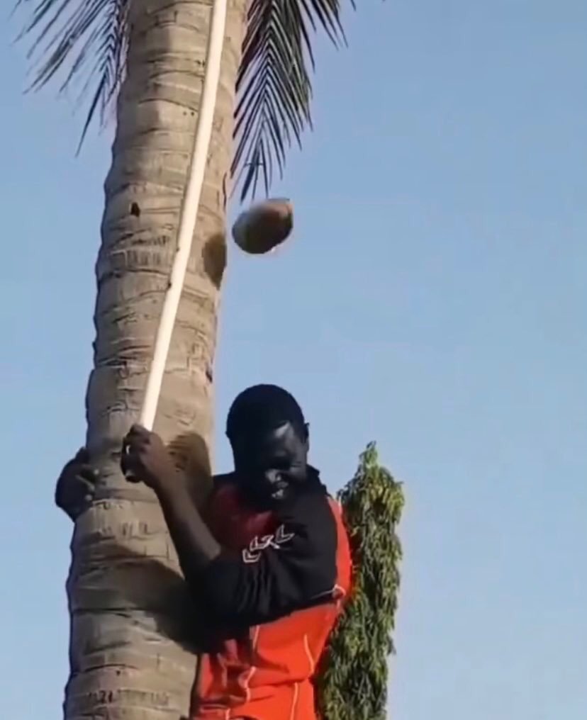AndrewSimba10's tweet photo. @Nyonyoma1 Umeyakanyaga mwaisa😂😂 https://t.co/nXvvDn9zBh