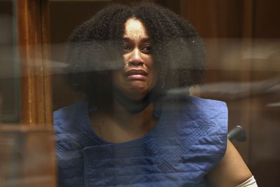 LawyersObserve's tweet photo. CHARGES. #NicoleLorraineLinton was charged with 6 counts of murder, and also faces five counts of vehicular manslaughter after fiery LA car crash>>> https://t.co/4ZysVN39wB #blacklawyers #blacklawtwitter #lawtwitter https://t.co/ZtjD4yg237