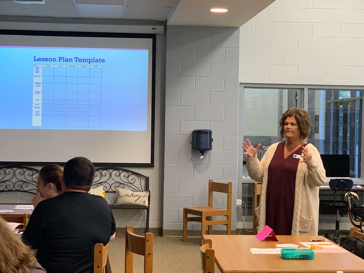 K1Education's tweet photo. #KidsFirst coach, Gabe McPhearson, provides training for using various co-teaching models to create dynamic classroom lessons. #KidsFirst coach, Mistie Thomas, provides guidance for creating effective lesson plans on the block schedule.#KeepingKidsFirst #KidsFirstAlways https://t.co/c2hxf85lZe