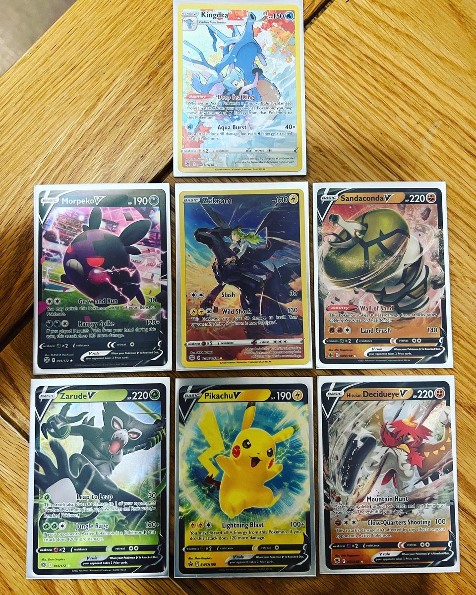 Bigdogg94_'s tweet photo. Swipe➡️Todays pulls were🔥🔥 6/8 Packs big hitters. Also a few of the favourite cards I got in the last image that aren’t super rare but cool af. 

#pokemon #pokémon #pokemoncollector #pokemoninvesting #pokemoncards #pokemonfullart #pokemonv #pokemonrare #rarepokemon https://t.co/AWSp5Mi1qL