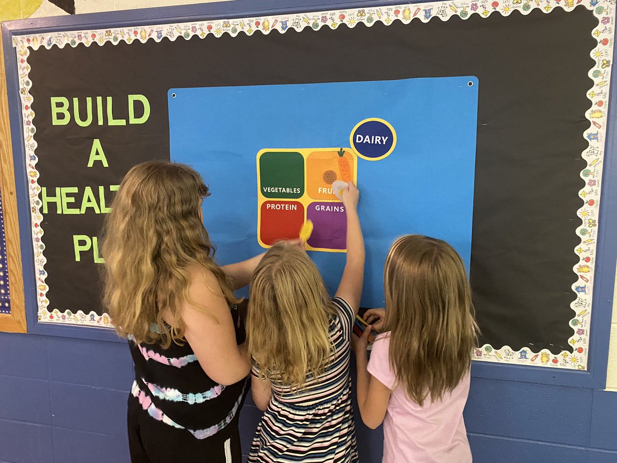 We added a Build a #HealthyPlate felt board in the cafeteria <a href="/eastfieldglobal/">Eastfield Global</a>.  Ss are loving some time to interact together and they are learning some good decision-making food combos <a href="/nokidhungry/">No Kid Hungry</a> <a href="/NoKidHungryNC/">No Kid Hungry NC</a> <a href="/mcs_nutrition/">MCS Nutrition</a>