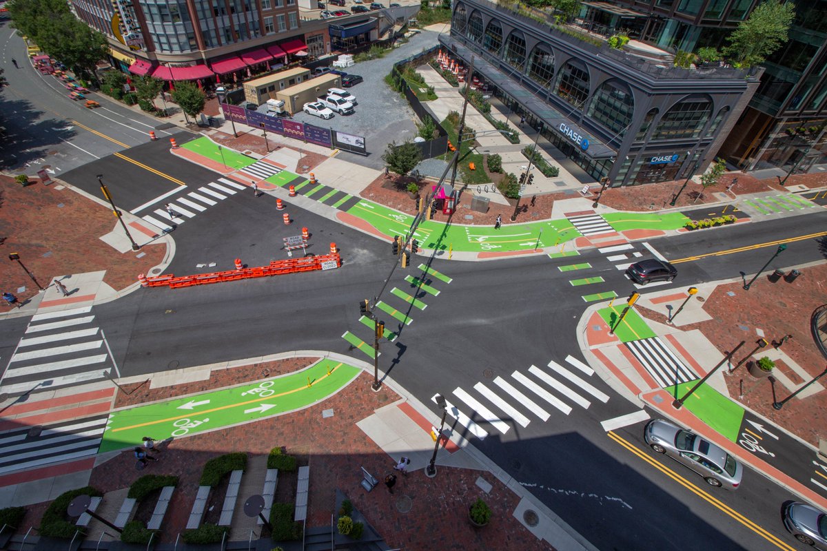 Tracktwentynine's tweet photo. Got the opportunity to see one of my projects from above. Nothing beats the bird's eye view!

This is the intersection of Bethesda Ave and Woodmont Ave in downtown Bethesda. https://t.co/JRXB7tsHcG