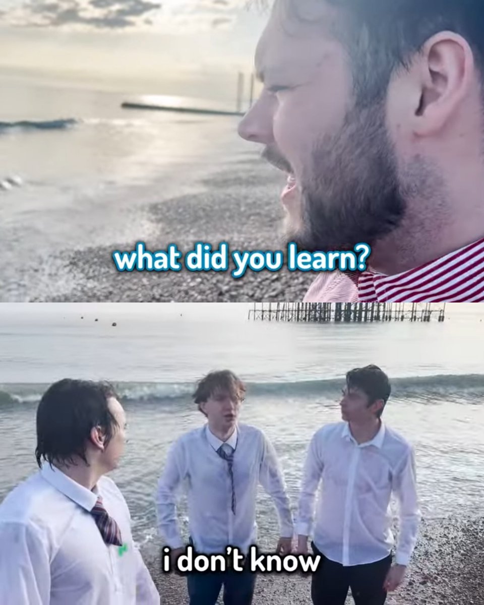 VMelodyta's tweet image. 2 years of online school be like