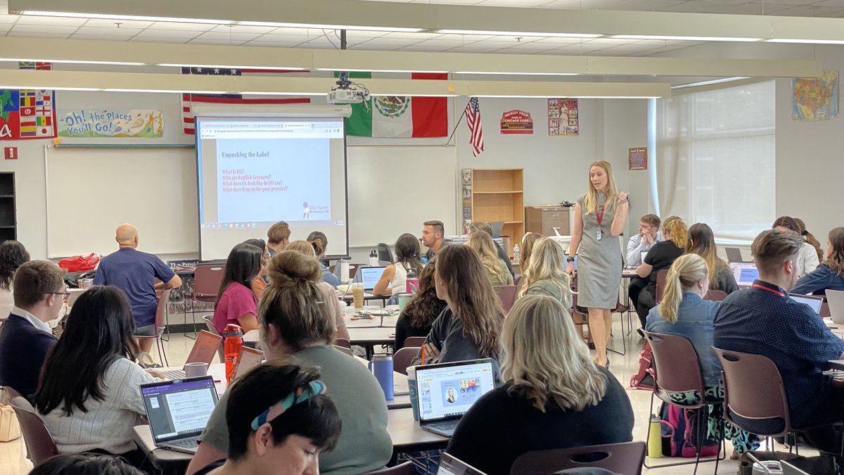 canders_'s tweet photo. 🔵🔴 I got to kick off the Professional Learning Day for all our newest 129ers today! 🔴🔵 

We're so excited to welcome students back next Wednesday! 

#Multilingual129 #WestisBEST @sd129 https://t.co/7lPTiFtB7o