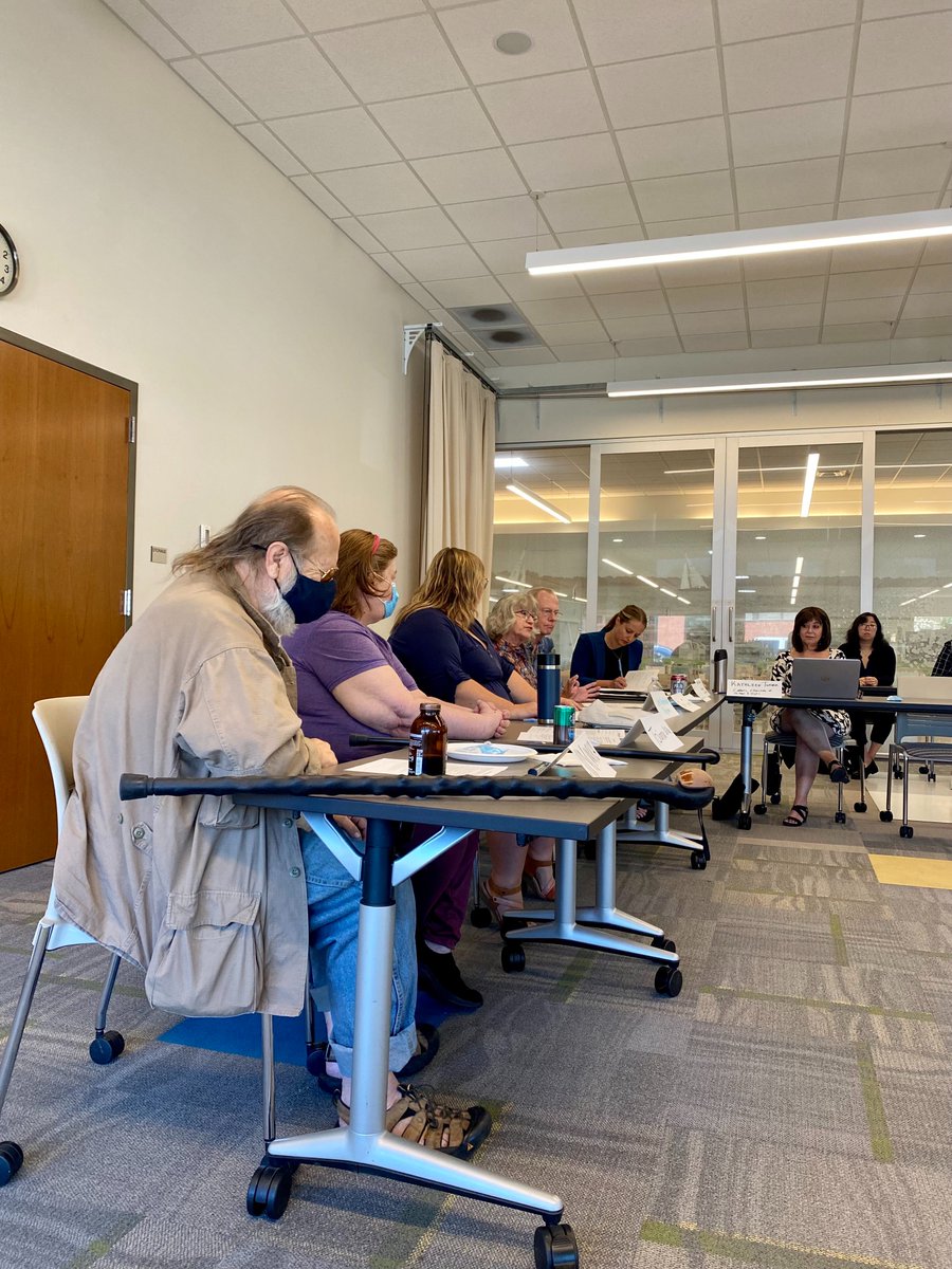 ✔ Farm Bill listening session #2! Thanks to our #CD4 food shelf partners &amp; clients for joining us in White Bear Lake to share your policy priorities for #FarmBill nutrition programs. Grateful for advocates at <a href="/TheGoodAcreMN/">TheGoodAcre</a> <a href="/KeystoneMN/">KeystoneMN</a> <a href="/ValleyOutreach/">Valley Outreach</a> <a href="/HallieQBrownCtr/">Hallie Q. Brown Community Center</a> and more!