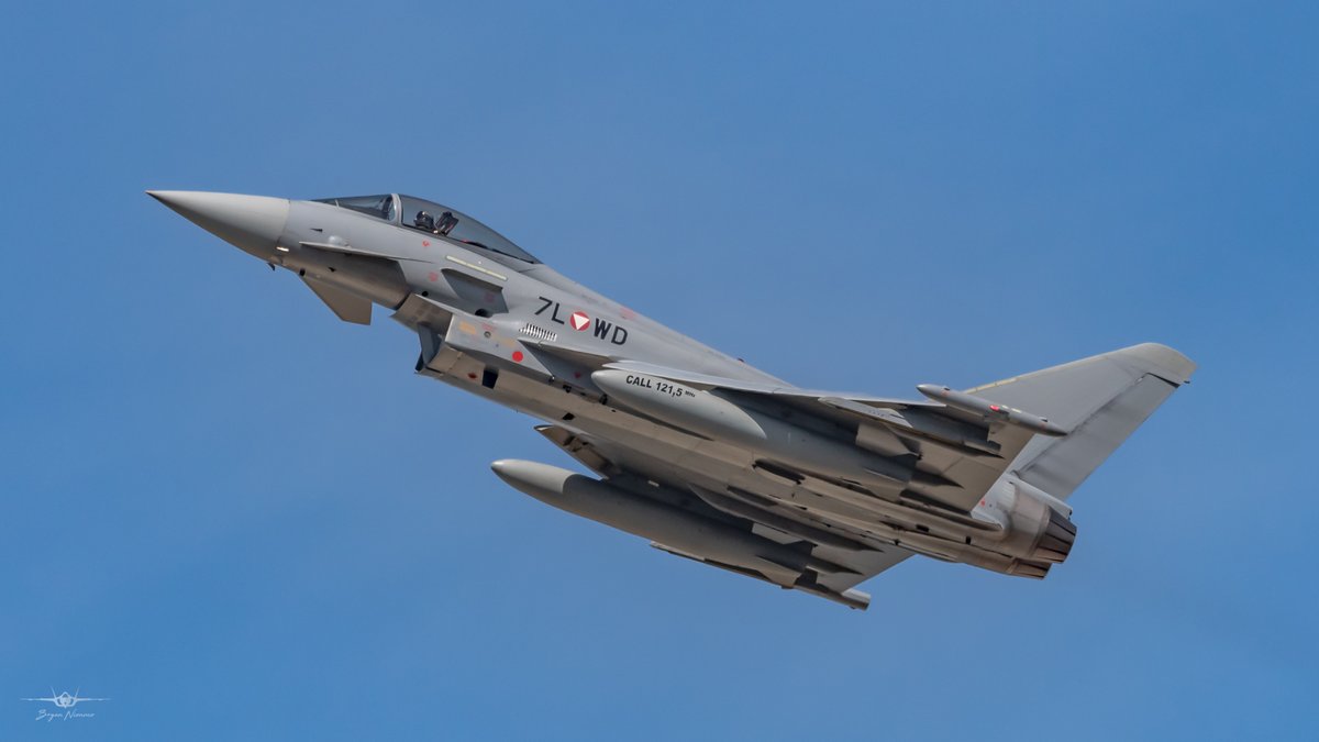 Bryan Nimmo tweet media