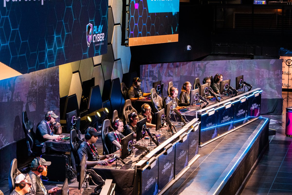 Catch the live action! #PlayCyber's #Charity Battle is on. Round 1, Match 1 wraps in less than 15 minutes. Head over to the <a href="/HyperXArena/">HyperX Arena Las Vegas</a> and get in on the game: hubs.li/Q01jSnxP0

#Cybersecurity #CyberGames <a href="/BlackHatEvents/">Black Hat</a> | <a href="/defcon/">DEF CON</a> | @CyberRiskLady | <a href="/pwnsolvewin/">B. Wolfenden 🏳️‍🌈</a>