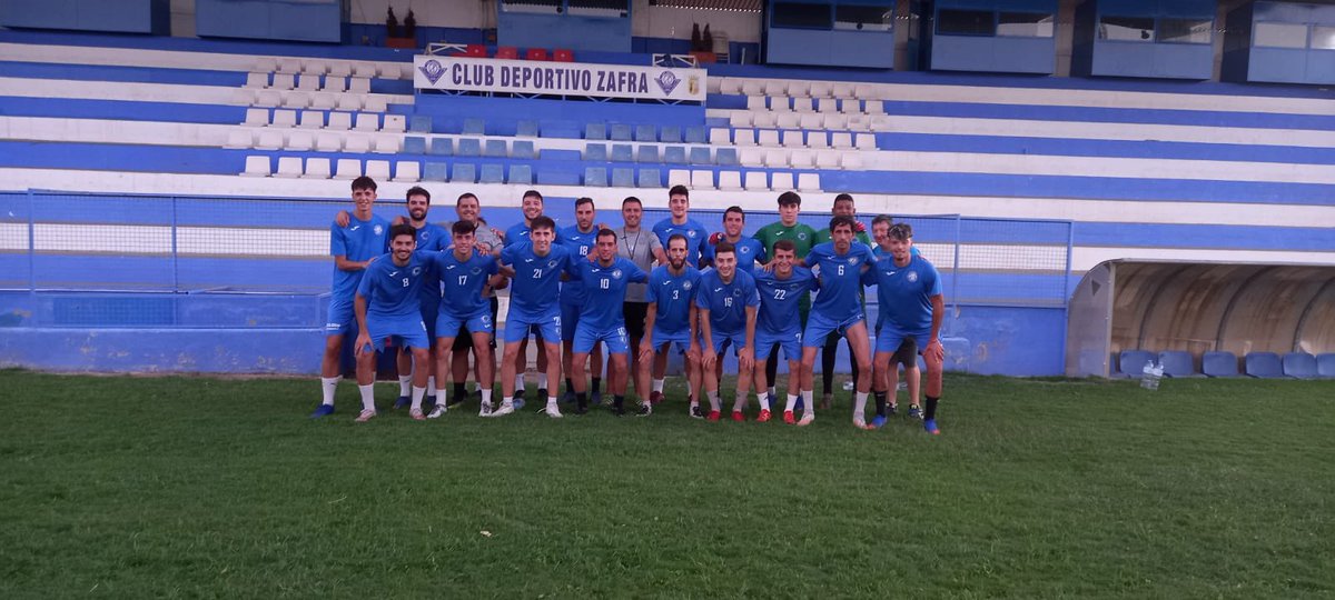 Antonio_Toboso's tweet photo. Semana de entrenamiento completada.Vamos @CDZafra 💪🏾💪🏾 https://t.co/GDAo0EmXrC