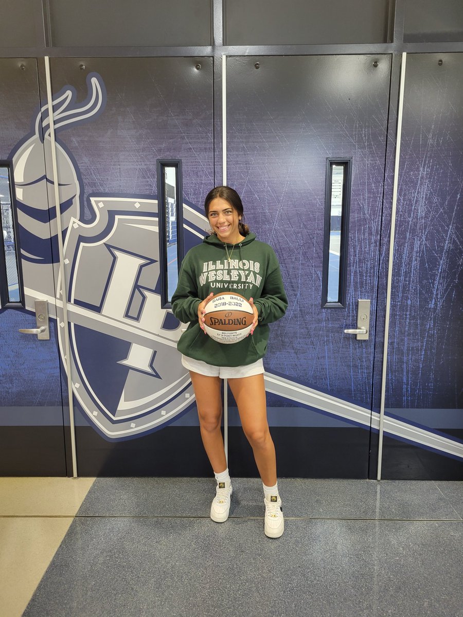 LPLancerBB's tweet photo. Happy to send @sara_balli (LPBB Class of '22) off to her freshman year at @IWUWomensBball with her RECORD BALL!  Sara set the single game ASSIST RECORD last season with 15!  Good luck this season Sara!  We're rooting for you!

#WeAreLakePark https://t.co/zm83xzCjIz