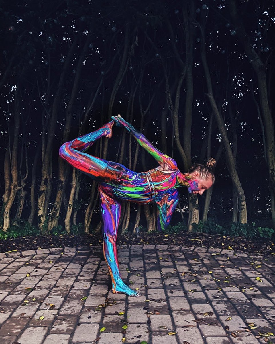 Sorry I’ve been MIA, I’ve been…not here 😂😬
#womeninnft #nft #nftcommunity #nfts #nftcollector #NFTartist #nftphotography