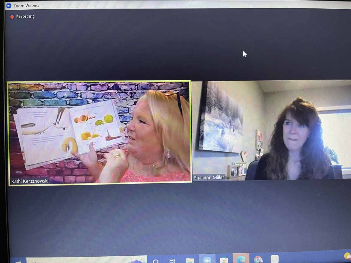 ReberKim's tweet photo. A fantastic way to spend a summer evening! Thank you Kathy, Shannon, and Nora!
#NovelEffectWebinar https://t.co/ejakBpqw8w