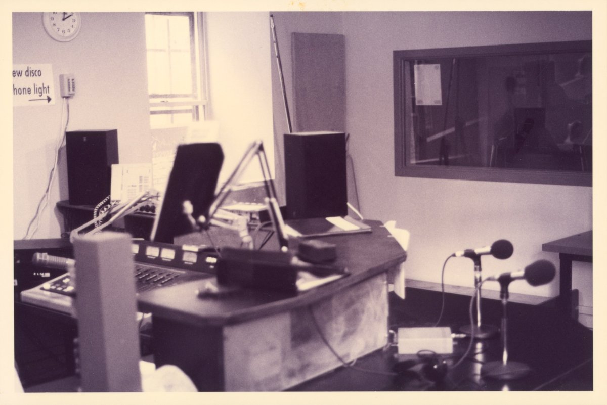 ckut's tweet photo. Happy #TimecapsuleThursday!! Todayโs photos come from CKUTโs move to our current office in 1996! https://t.co/MlQDJOhYYN