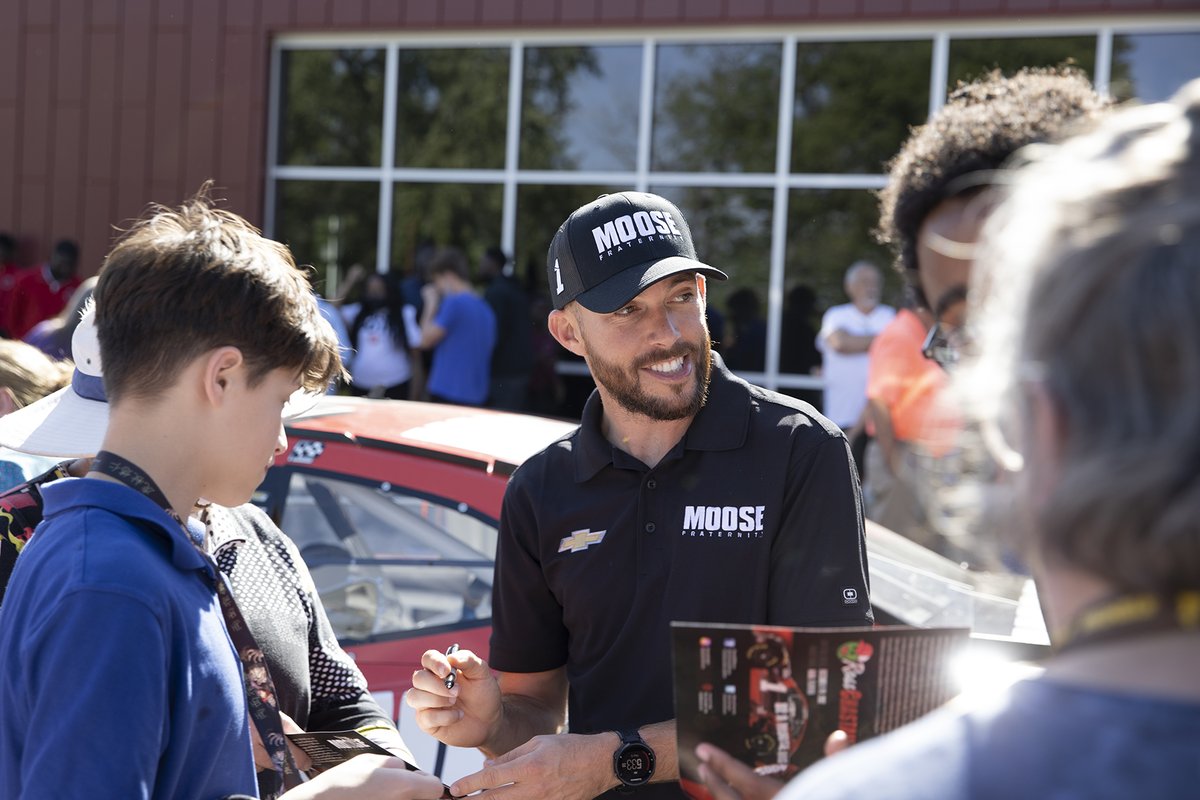 RossChastain's tweet photo. Come check out what the @MooseFraternity is all about with me on Sat. at 10:30am at Manchester Richmond Lodge 699 in N. Chesterfield, VA. Donate to the Toy Drive benefiting @childrensatvcu and @UMFS.

PS. You don't have to have a Moose Membership to attend! (But you should be!) https://t.co/ehfTC4K3e8