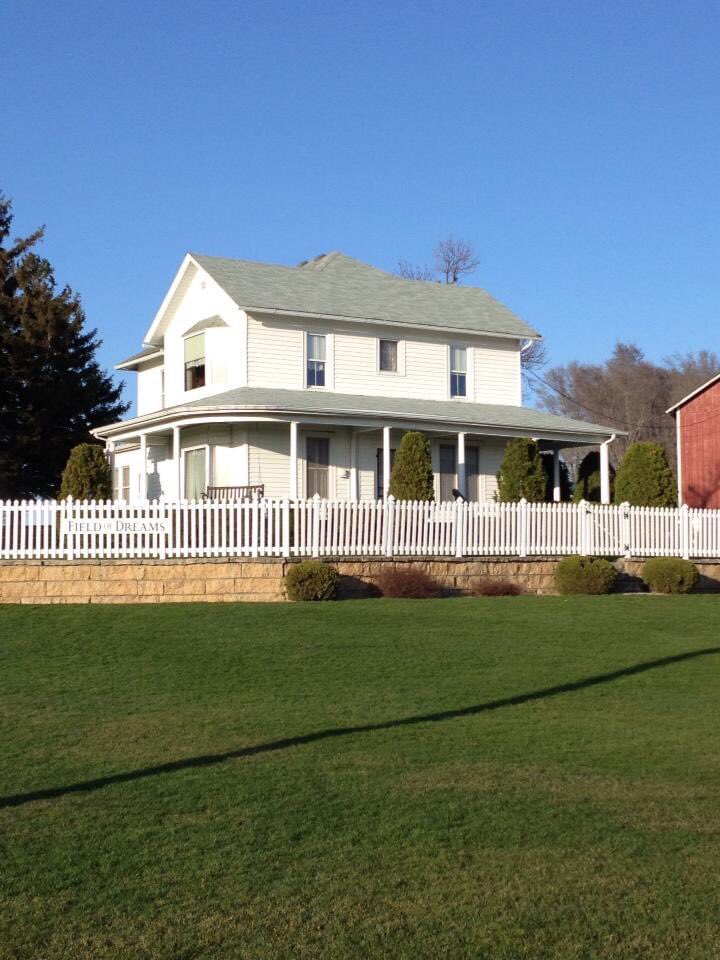 With the Field of Dreams game tonight, here are photos from when I visited the site in 2013 #FieldofDreamsGame