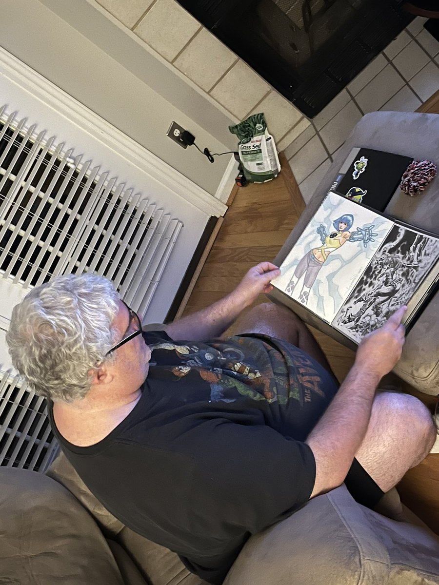 When the boss man stops by for the night and wants to see your art collection…

#4ccomics