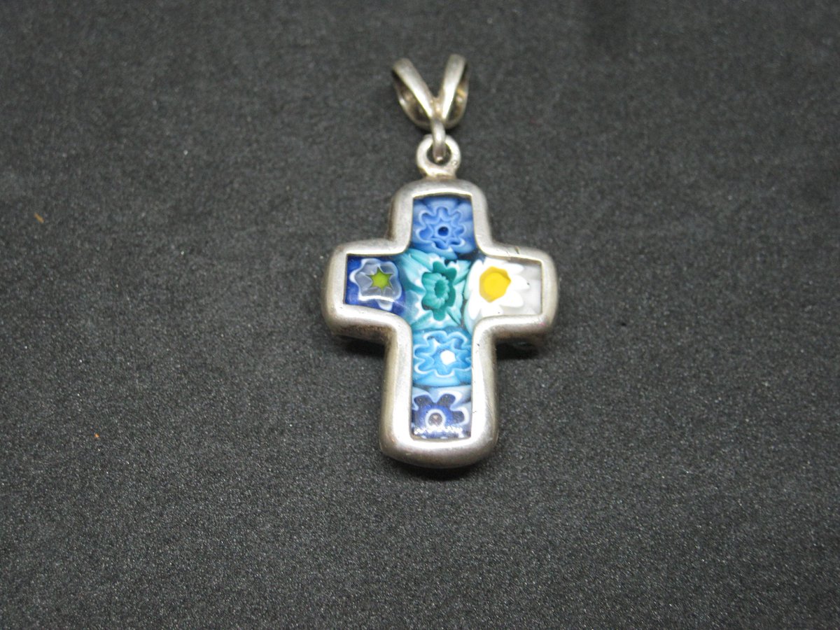 dreamerscorner1's tweet photo. Sterling Millefiori Glass Cross Pendant 1.5 inches https://t.co/aG3nCVAyoN #religiousjewelry #crosspendant #crossjewelry #floralcrosspendant #millefiorijewelry #womenscross #bohocross #dreamerscorner #jewelrysale https://t.co/eRuIwSKxqQ