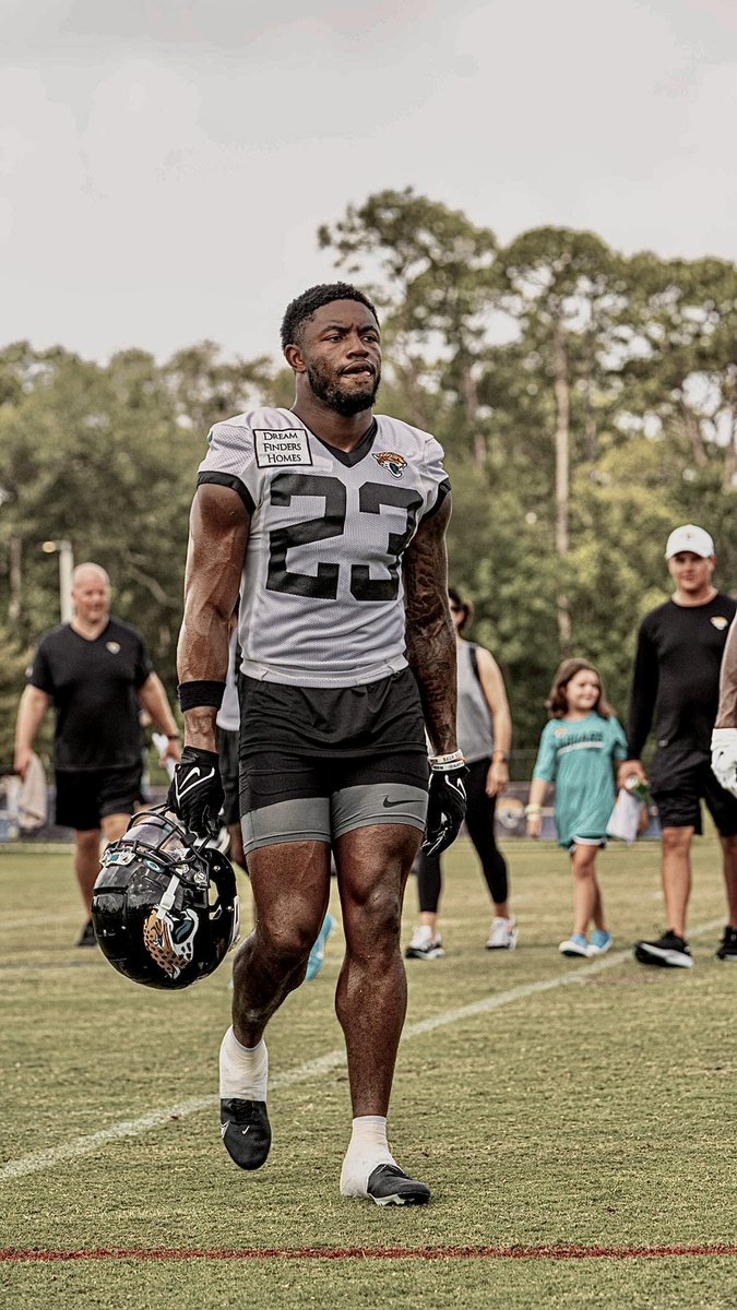 Giving all the glory to the man above.