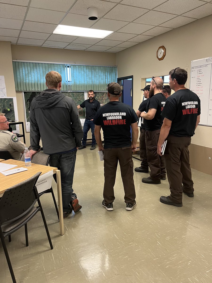 A hearty welcome to a new crew, shown here participating in a debriefing. We look forward to taking on the challenges together. #GovNL