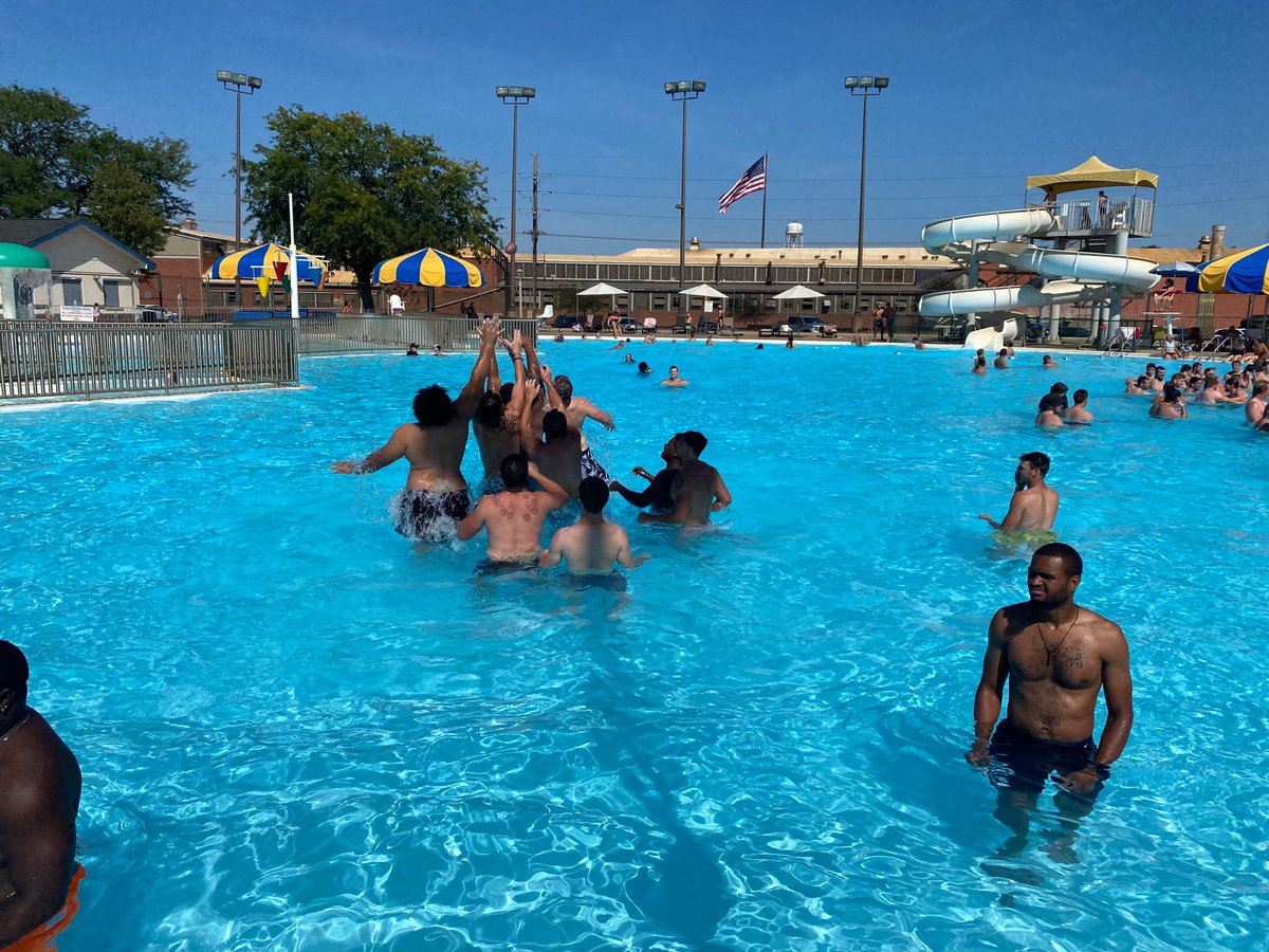 PatrickDaberkow's tweet photo. Nice day for an aquatic practice! https://t.co/WRa6nacd6u