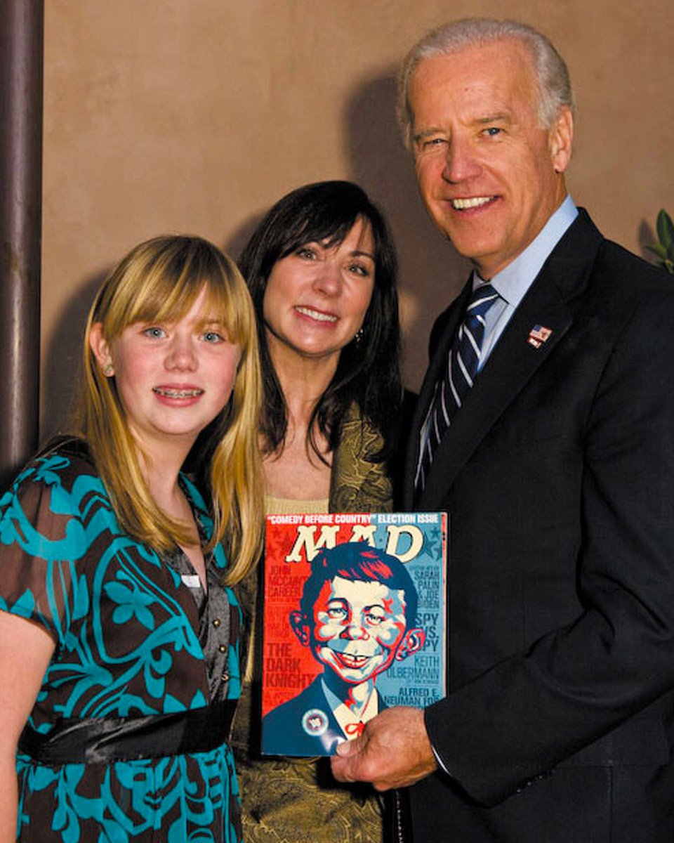 The only Magazine stupid enough to get a Presidential seal of approval! Happy National Presidential Joke Day! Thanks to MAD reader Loïe Plautz for the photo! @potus instagram.com/p/ChIrpL4PJQI/… #madmagazine #70yearsofgreatness #joebiden #president