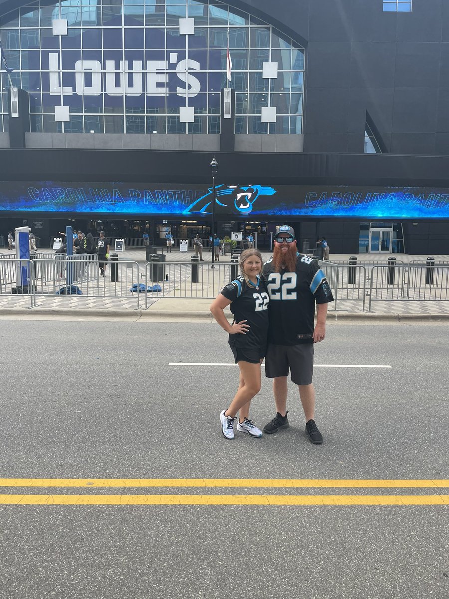 Madisonnh0918's tweet photo. @Panthers Fan Fest time. All I want is Donte Jackson to sign my football!  🏈 https://t.co/c4AMwpGkWE