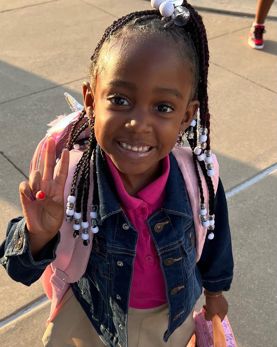 Principal Capricia Bell and our Mary Harris team were excited to welcome back our Huskies today!! All smiles as we kicked off another amazing school year. #HuskyProud #CrowleyPrideUnified