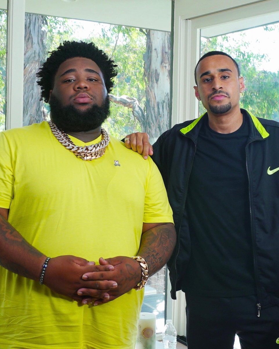 SpeedyMorman's tweet photo. .@rodwave’s team told me this was the best interview of his career! linked Rod to talk about turning down a Drake record, ending his “sad music” run, and preaching hood gospel lmao. newest “360 with Speedy Morman” out now

WATCH:  https://t.co/vxcnJJBPMk https://t.co/YWoeaNNnGB