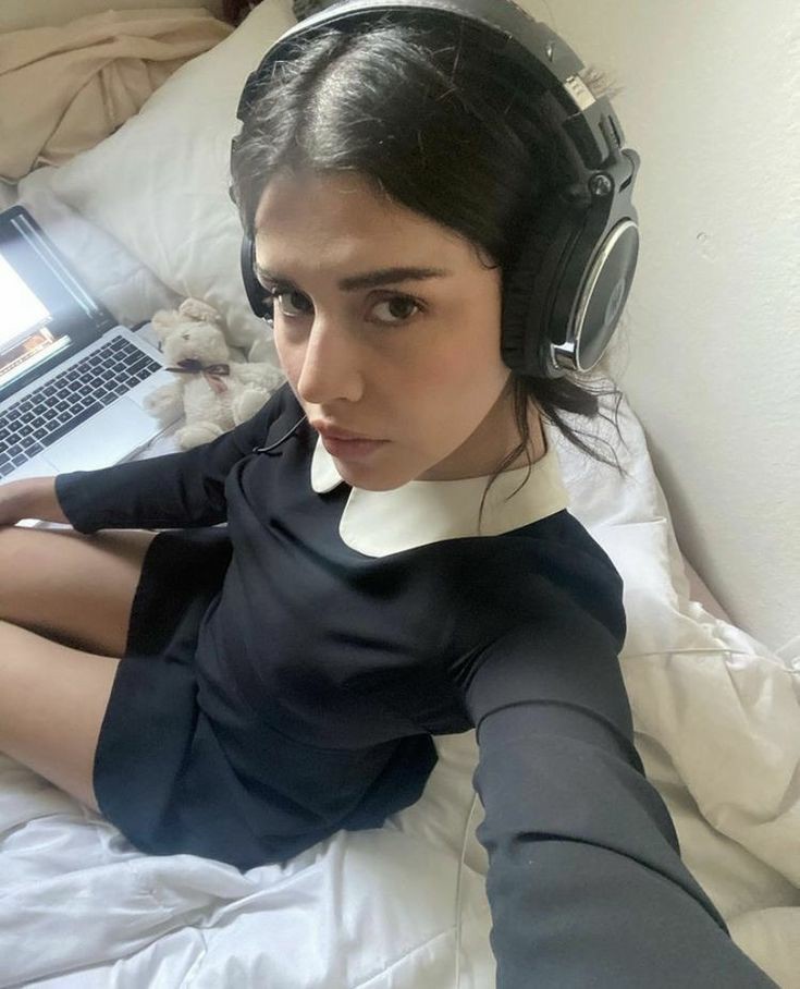 ⋆.ೃ࿔*:･ sᴇʟғ ᴄᴀʀᴇ sᴏᴄɪᴀʟ ᴍᴇᴅɪᴀ 
𝒃𝒚: (arañita) 🕷