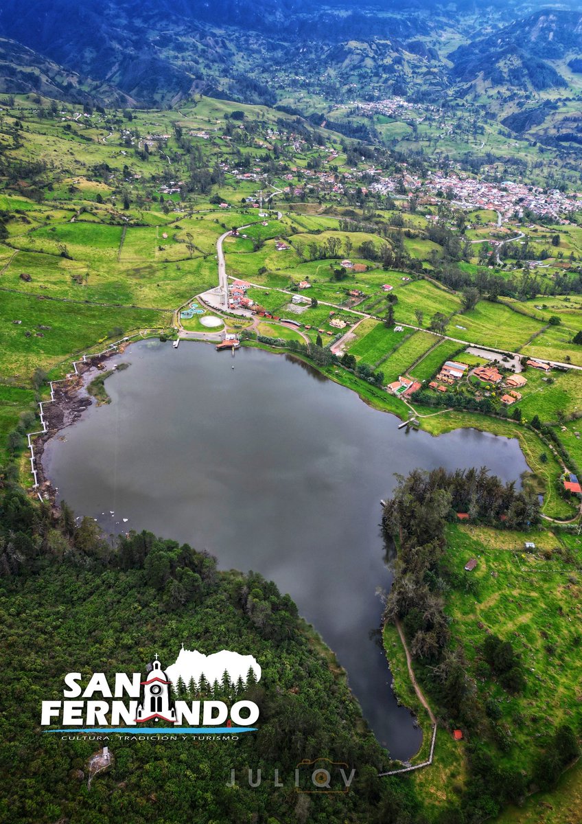 JULIQVsf's tweet photo. En este #feriado visita la Laguna de #Busa en #SanFernandoAzuay y disfruta de su lado más natural en compañía de familiares y amigos. 
@tomebamba @TurismoEc @AzuayPrefectura @PRENSAVirtual_ @elmercurioec @cuenca_turismo @revistavistazo @NatGeoTravel @Discovery @Trip @Dji https://t.co/7DXUTvRLtL