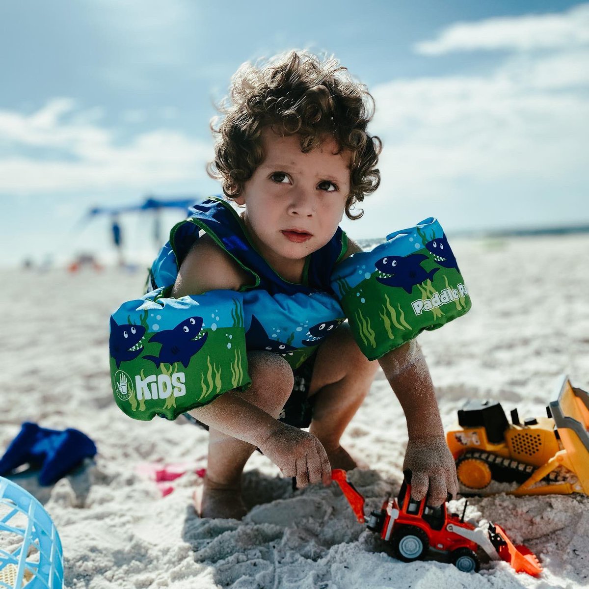 Jefferson’s curls belong on the beach 🏖