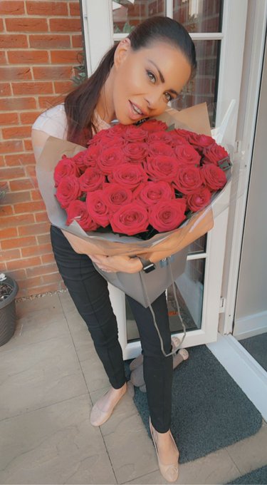 Wow what a beautiful delivery feeling loved 🥰 https://t.co/Y2qRE54GtU
