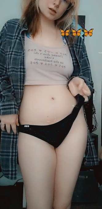 I just love my waist so much my god https://t.co/YPEd8bSxYZ