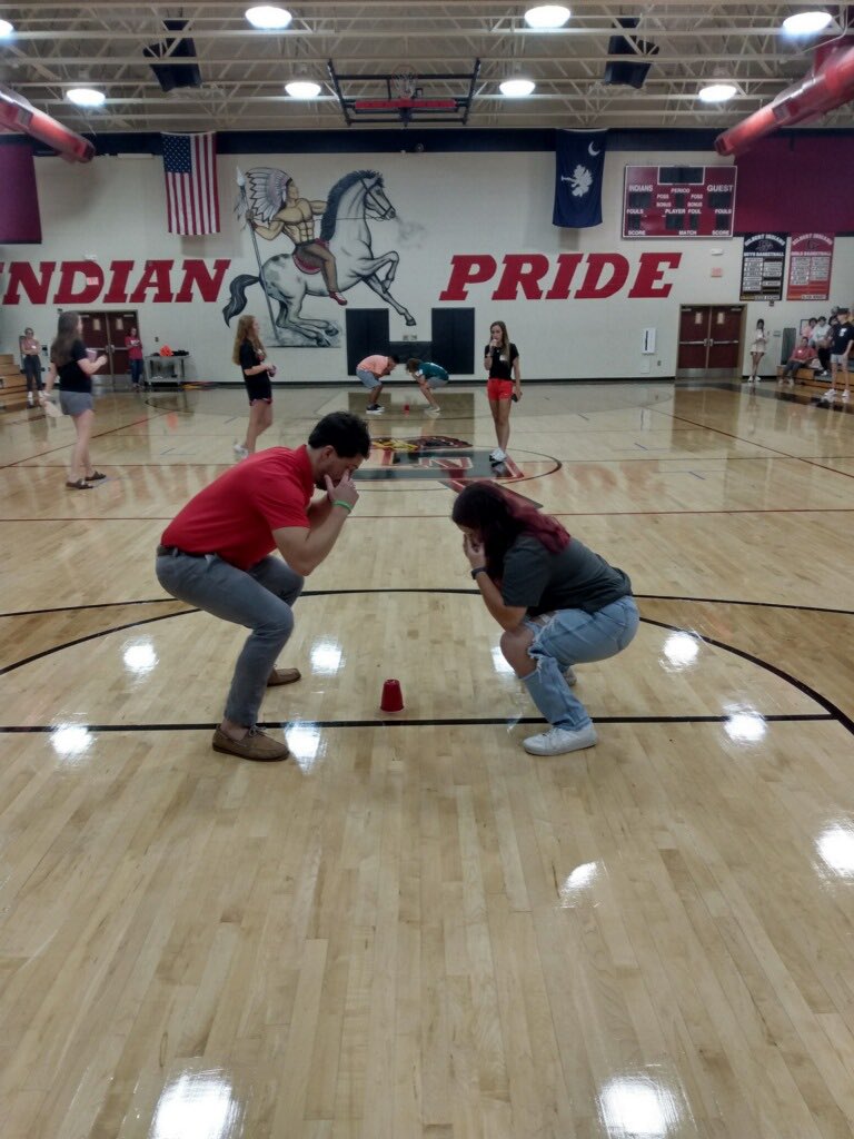 GHS_GilbertSC's tweet image. Mr. Nelson goes down in the head, shoulders, knees, cup game at Freshmen orientation! #gilbertamerica #classof2026 #wehavethebestprincipal
