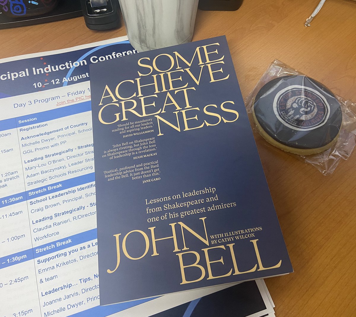 Rosaleesh's tweet photo. That was quick @KarenMaraga @JJarvis1 🥰 I ordered it after your session yesterday and was waiting for me this morning when I got in 🙌🏽 @NSWSLI
#nswsli #Leadership #moralpurpose #leadershipmindsets https://t.co/oxSchEL9cT