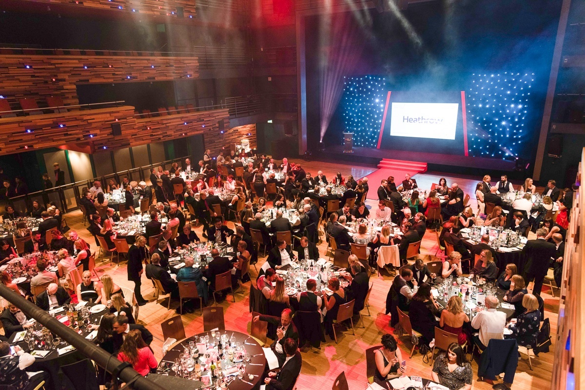 Book tickets for the Bucks Business Awards Ceremony!

Now that you know who the finalists are, you'll want to make sure you're at the Waterside Theatre on September 28th for all the glamour &amp; glory of awards night!

Book now &gt; orlo.uk/H2seF

#BucksBusinessAwards