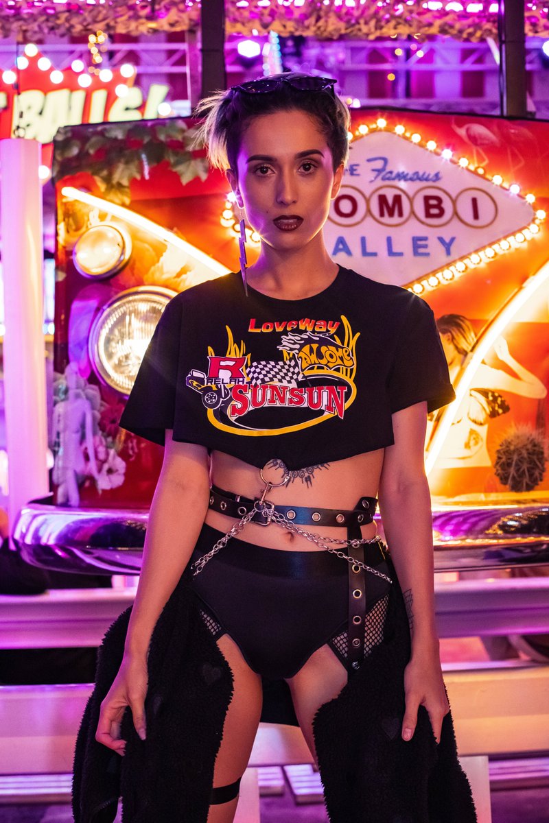 Nissquik's tweet photo. Some of my favourite images. 
Shot with the amazing DJ SMXG.
Worth getting kicked out of Eat Street for 😅

Photography and editing by me.

#photography #fashionphotography #canonphotography #50mm #portraitphotography https://t.co/Gxx2mLOPnC