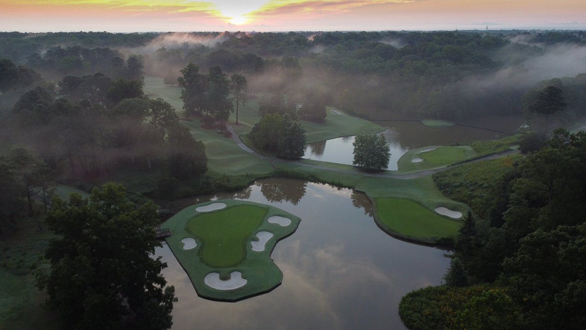 JLeePhysio's tweet photo. Golden Horseshoe Gold Course https://t.co/2wZz6ucPRu