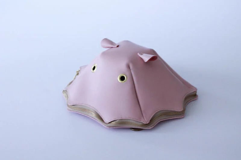 残念な生き物のメンダコバッグ！いつも寄り添うキモかわいいやつ♡