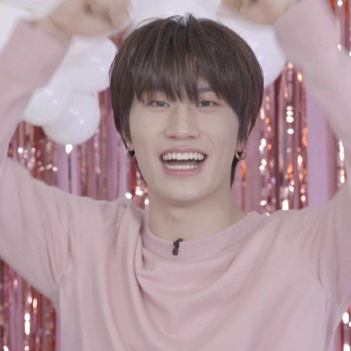 YEDAMFlLES's tweet photo. born pink 💗
#TREASURE #BANGYEDAM #방예담 
@treasuremembers https://t.co/7sRefSnJZw
