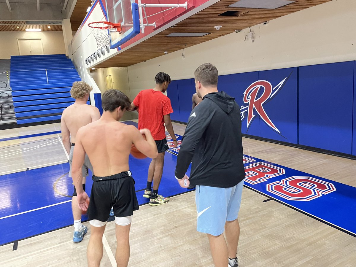 Roane State Men's Basketball tweet media