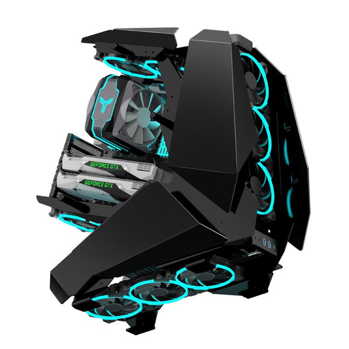 最近のゲーミングPCみんなこんななん?中乗り込めそう… 