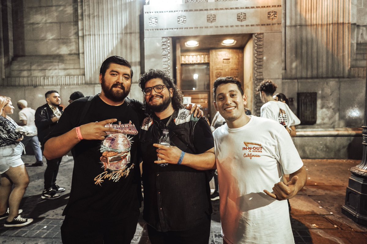 YoRayburger's tweet photo. Made some new homies the other day https://t.co/fb01gY9lFH
