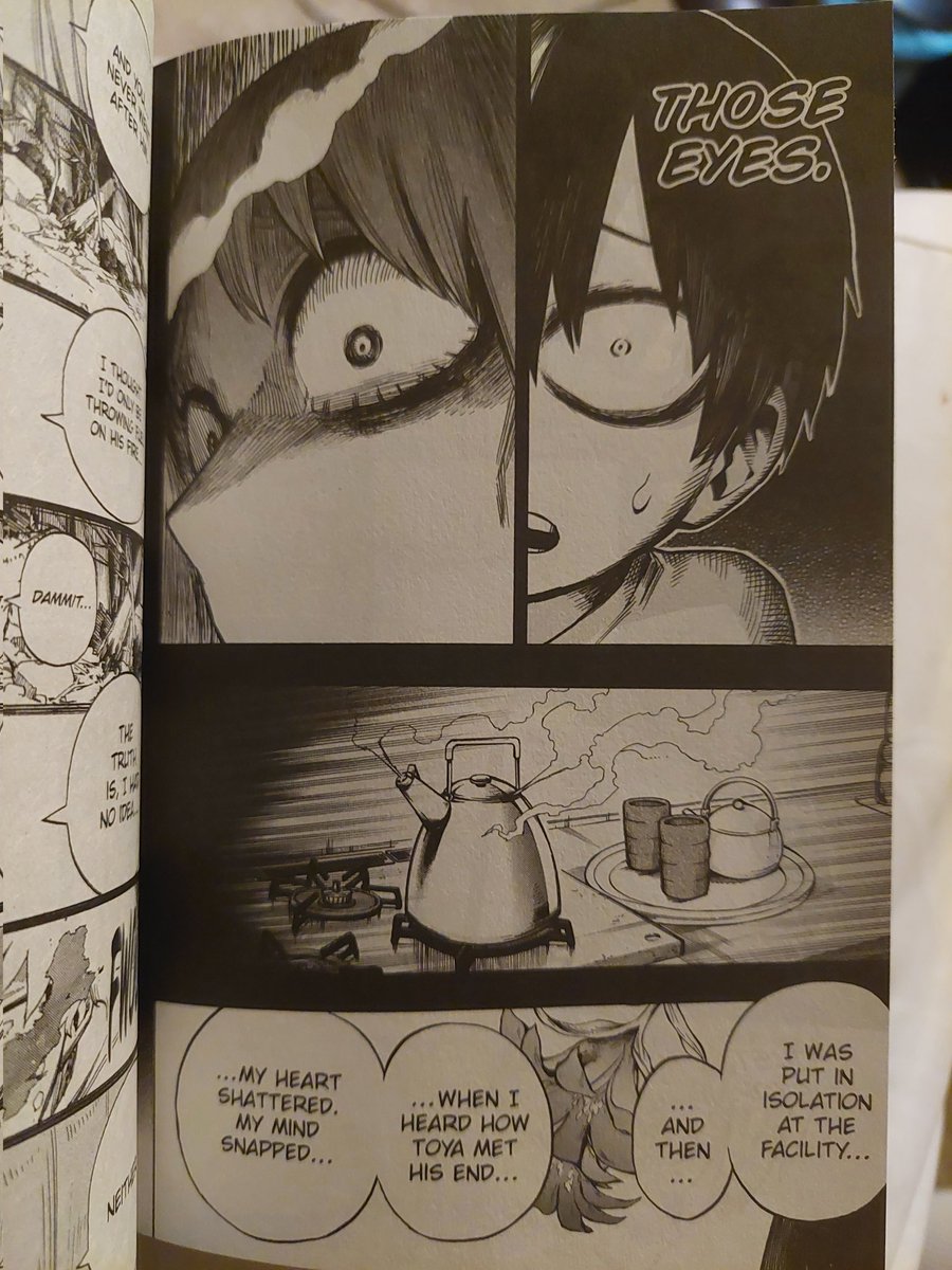 Shonen_Joenen's tweet photo. #MHA302
OH DAMN.
2 pages were added to the volume release for 302. To make clear the timeline and also to explicitly draw the connection to how their eyes were linked to Rei's trauma. I heard this before but to actually read it, I'm not ready for the full scene animated... https://t.co/qkc8Wfz4AY