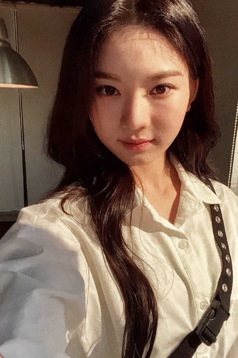chaerhaul's tweet photo. @all4jiheon hi! i have so bad mokket https://t.co/6Hok3eS8kG