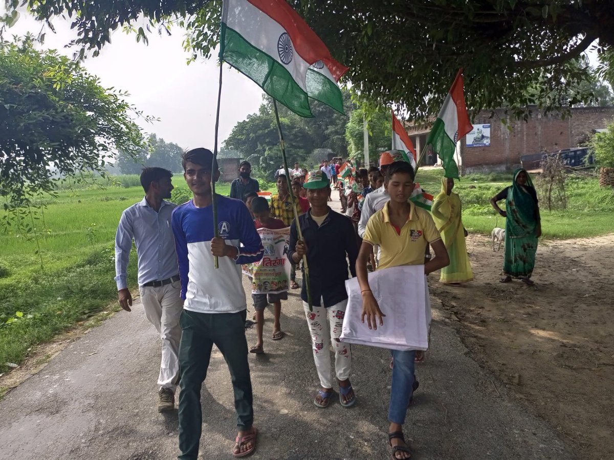 mybpilibhit's tweet photo. Rally organised by Nehru Yuva Kendra Pilibhit volunteers at block #Amariya on the occasion of #HarGharTiranga #AzadiKaAmritMahotsav.
@YASMinistry
@Nyksindia
@Anurag_Office
@sanjayjavin
@NITKM2021 https://t.co/aN4YhlmZ2k