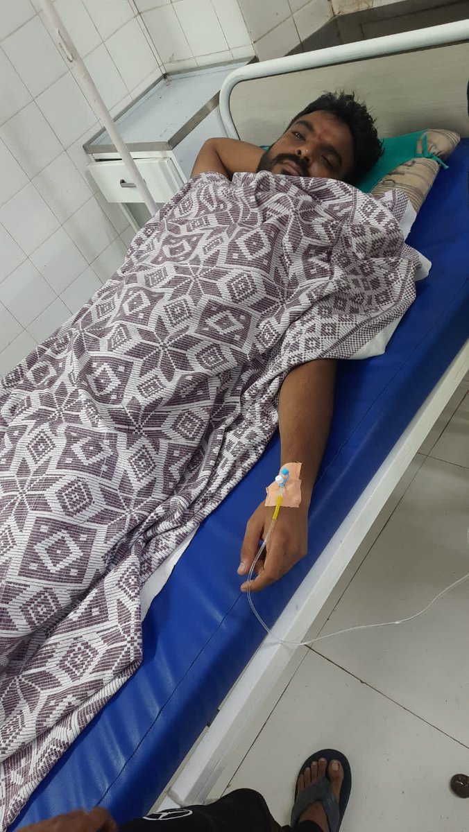 We stand in solidarity with our Veterinary doctors who are fighting against the Inequality in the Stipend provided by Gujarat.The <a href="/CMOGuj/">CMO Gujarat</a>  should come forward and address the legit demands of the students.Hats off to our Heros
#indefinite_hunger_strike
#Increase_Guj_Vet_Stipend