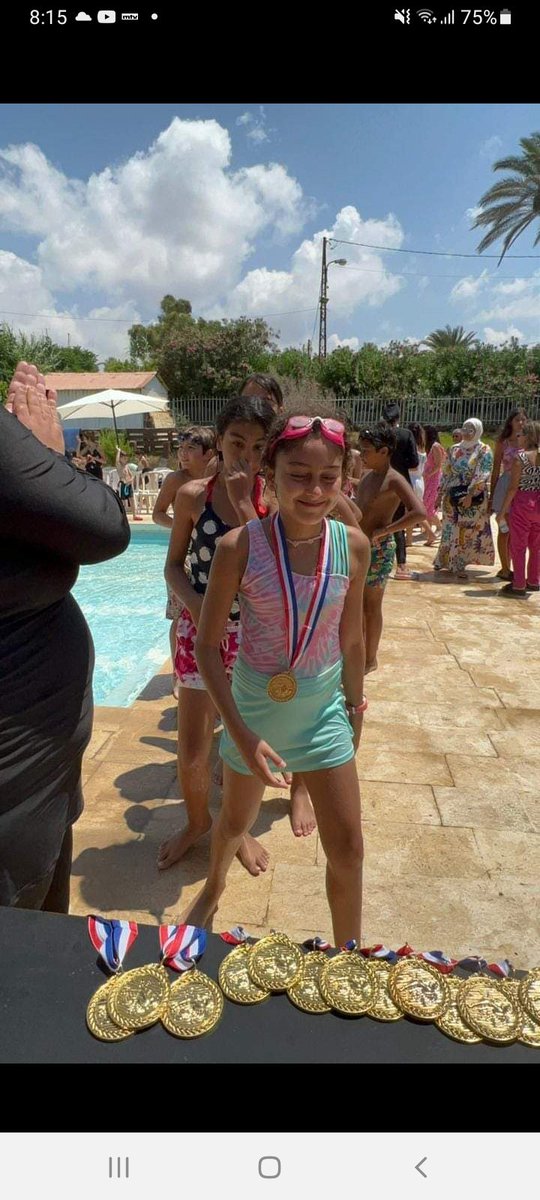 الاحتفال بالإنجازات التى حققها المشاركين بصيف غير شكل بمشاركة الاهل
<a href="/Hhhsinfo/">Houssam Hariri HS</a> <a href="/dina_jradi/">Dina Jradi</a> <a href="/Hibafawaz172/">Hibafawaz17</a>